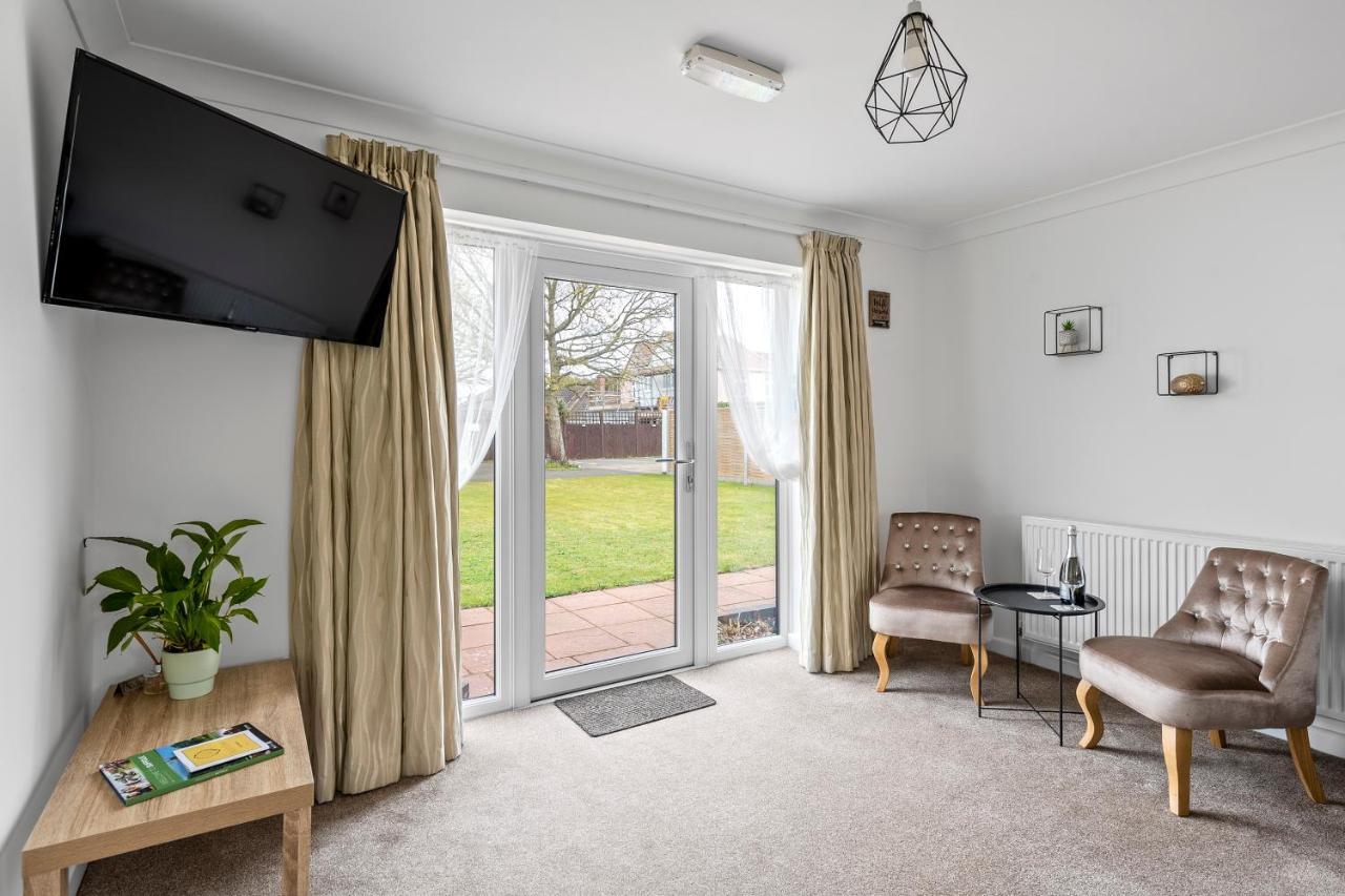 Number 6 - Lytton Tree Lodge, Reydon, Southwold Εξωτερικό φωτογραφία